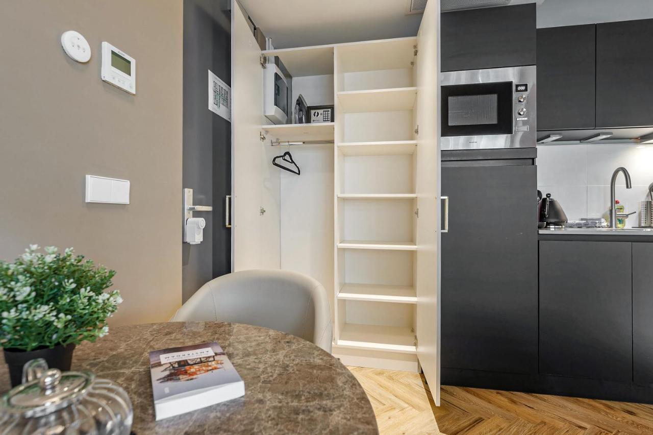 Ferienwohnung Bens The Walton Amsterdam Exterior foto